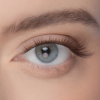 Olhos azuis e cílios Harmony